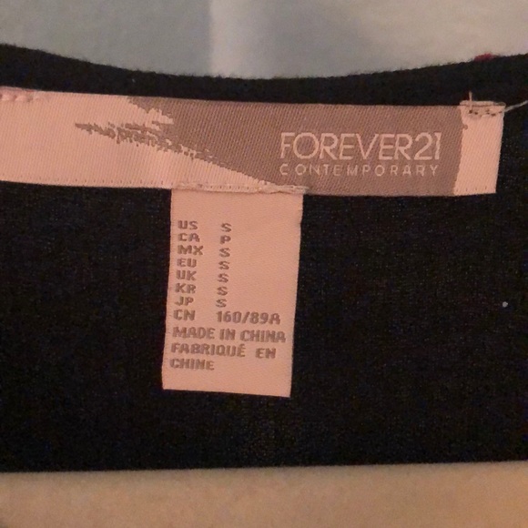 Black & red tunic - Picture 3 of 4